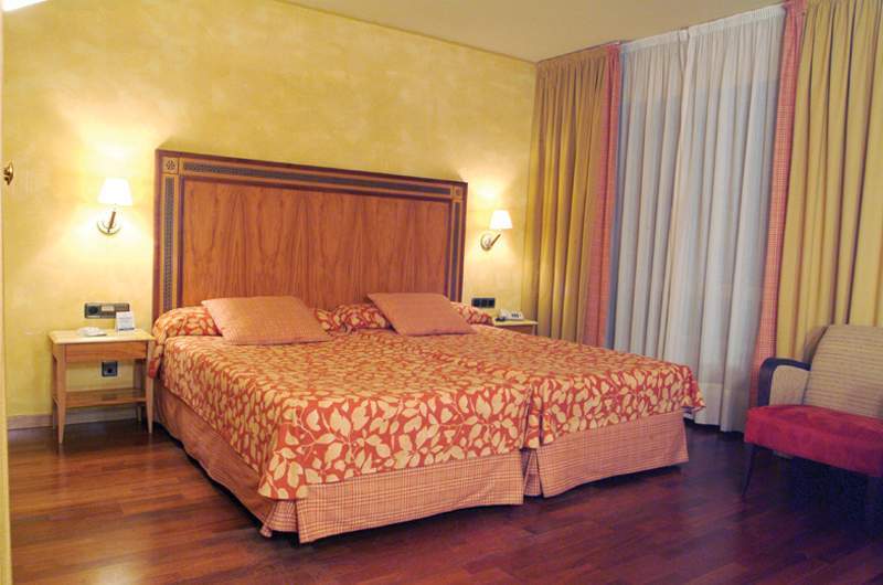 Hotel Eurostars Madrid Gran Via Pokoj fotografie
